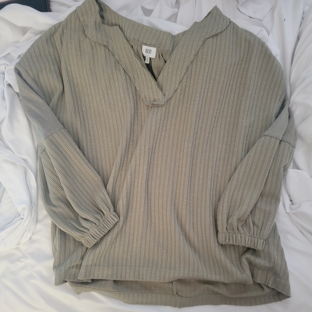 BKE Long-Sleeve Green Sweater Size Large